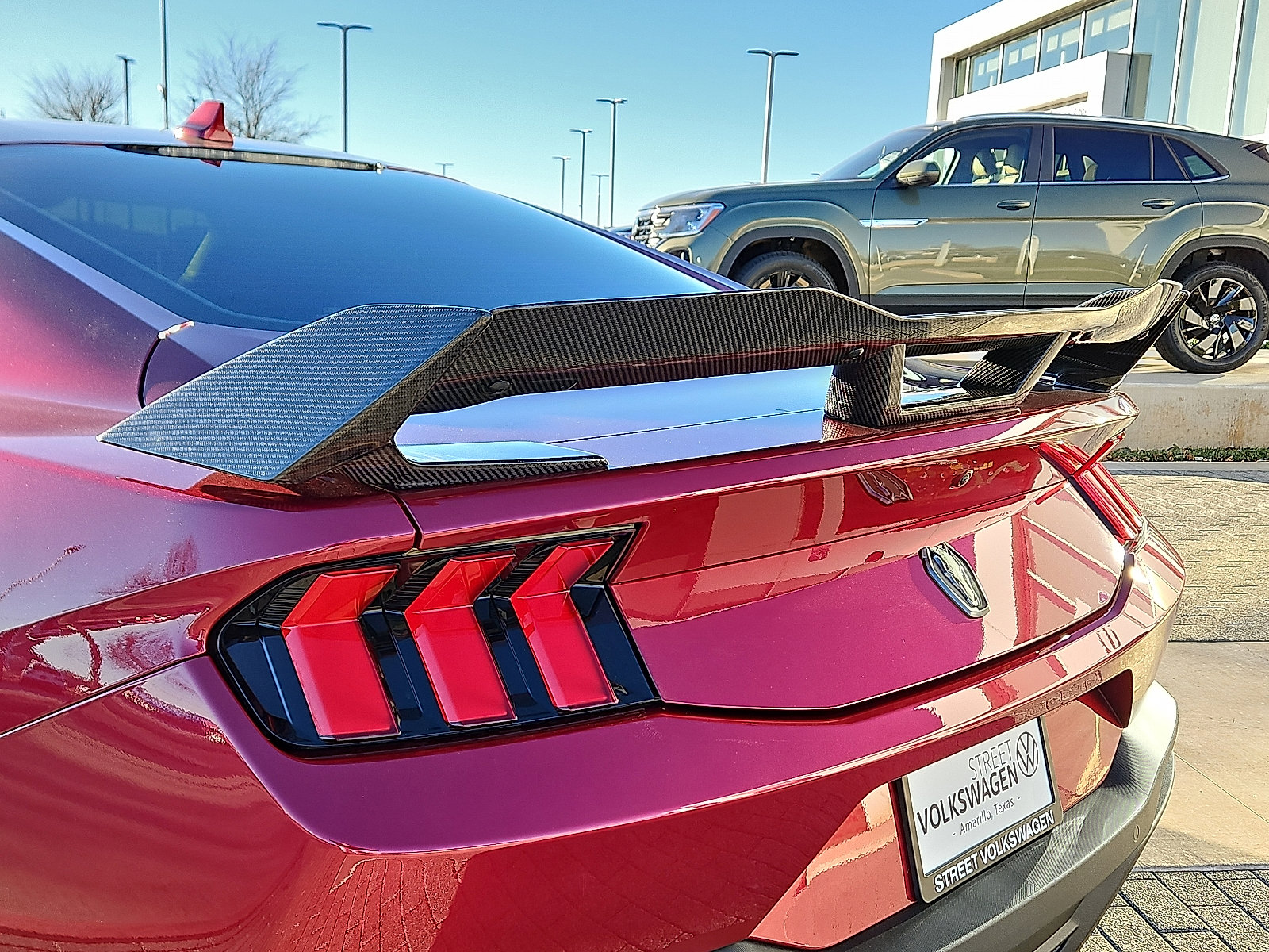 Used 2025 Ford Mustang Dark Horse image 8