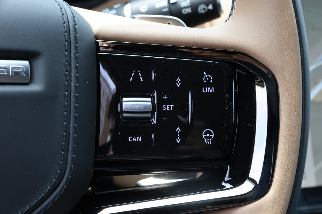 New 2026 Land Rover Range Rover Velar Autobiography AWD/4WD image 14