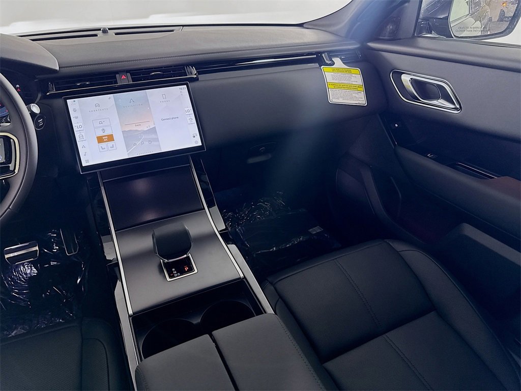 New 2026 Land Rover Range Rover Velar Dynamic SE image 23