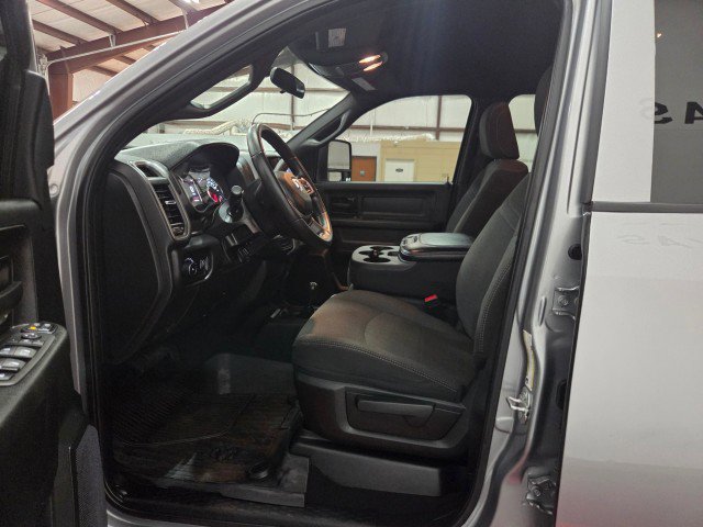 Used 2024 RAM 3500 Tradesman w/ Chrome Appearance Group image 64