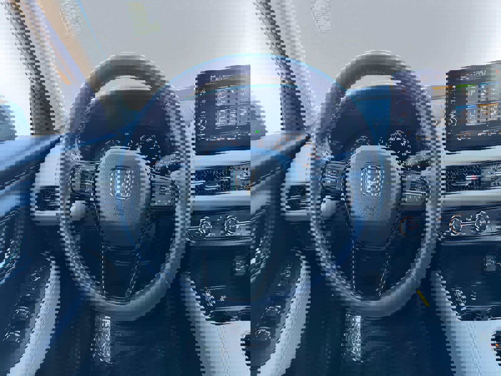 Used 2023 Honda HR-V EX-L image 17