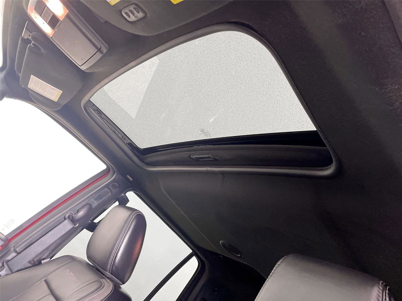 Used 2017 Ford Expedition Max Platinum image 17