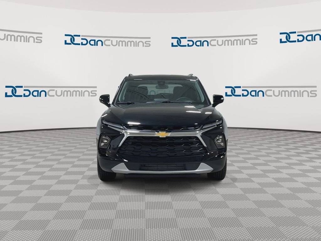 New 2026 Chevrolet Blazer LT AWD/4WD image 3