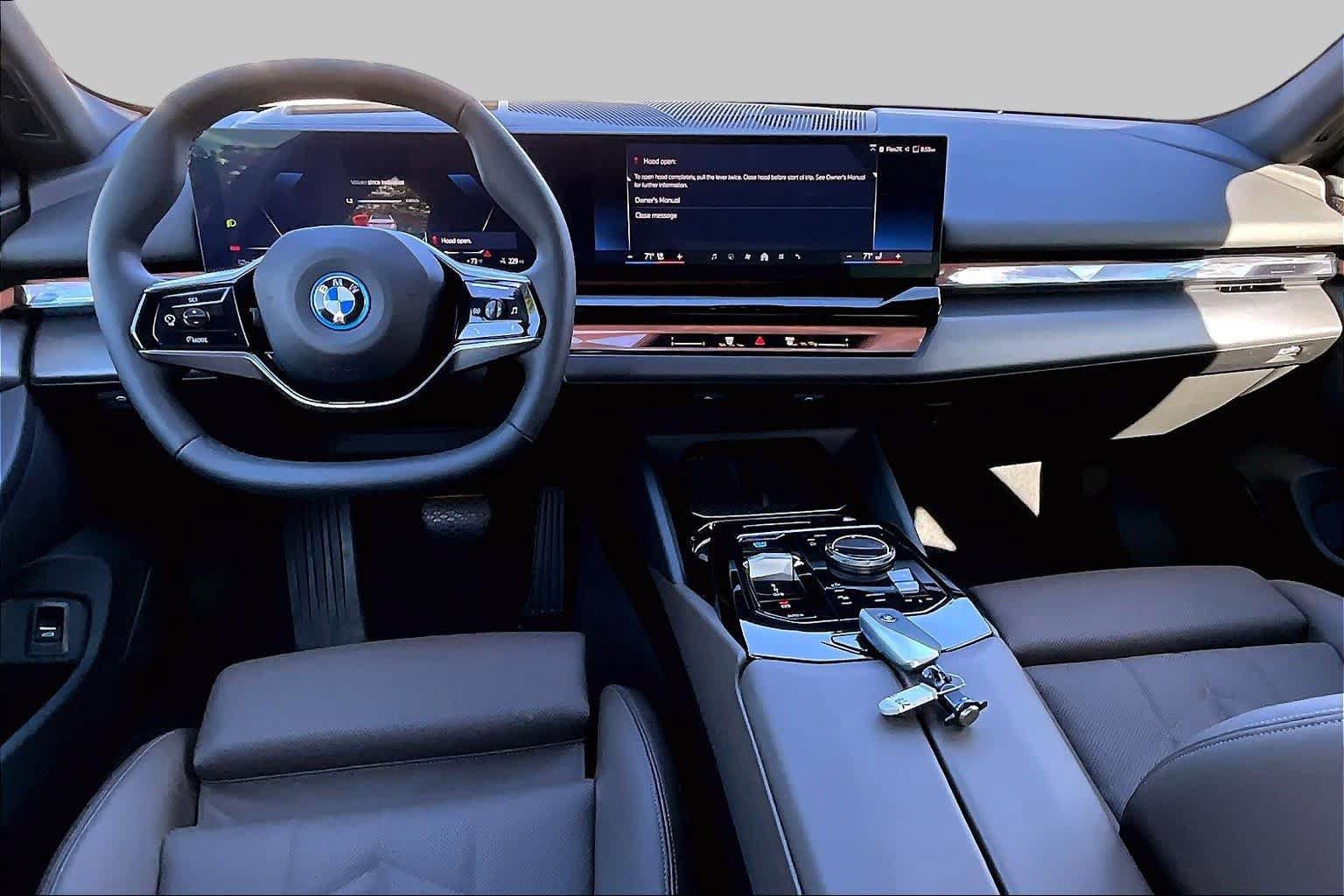 Certified 2024 BMW i5 eDrive40i w/ M Sport Package RWD image 15