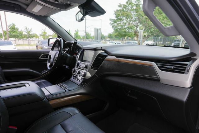 Used 2020 GMC Yukon Denali RWD image 25