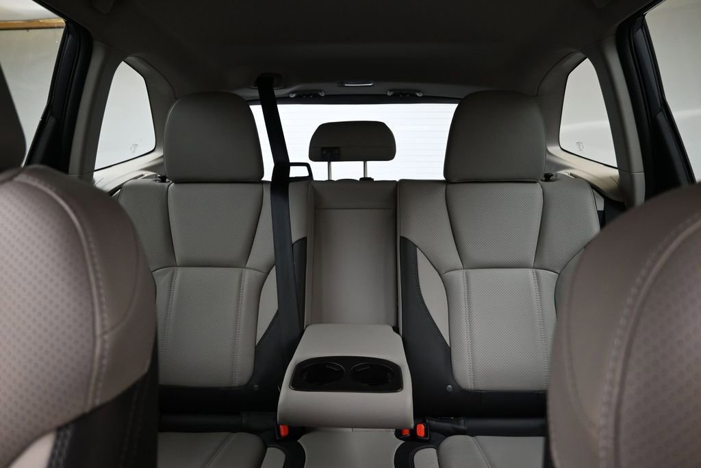 Used 2023 Subaru Forester Limited w/ Popular Package #3 AWD/4WD image 40