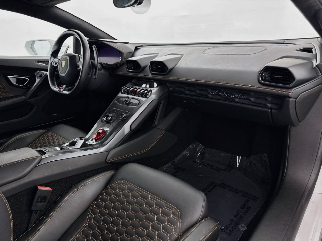 Used 2017 Lamborghini Huracan LP 580-2 RWD image 25