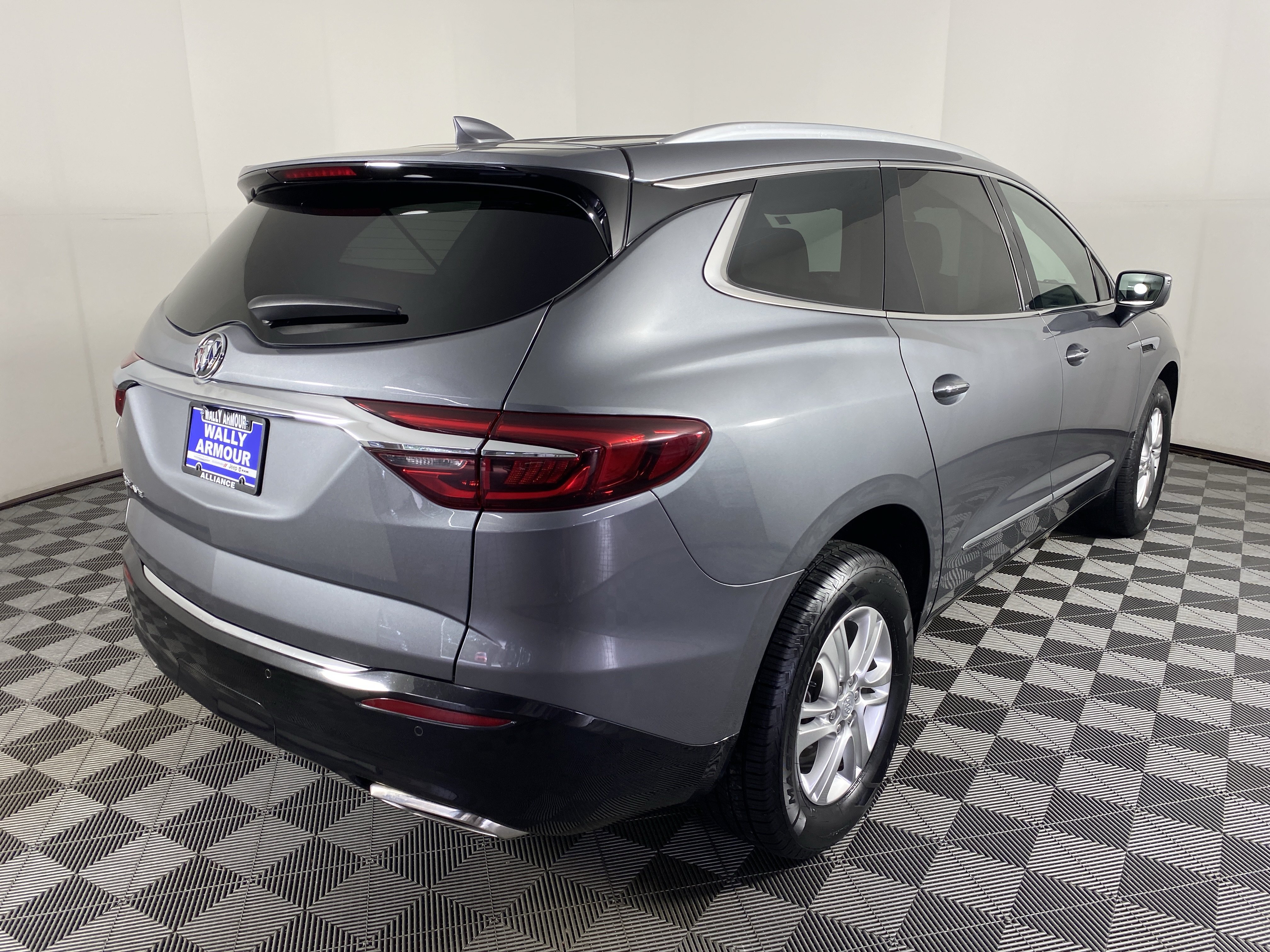 Used 2020 Buick Enclave Essence AWD/4WD image 7