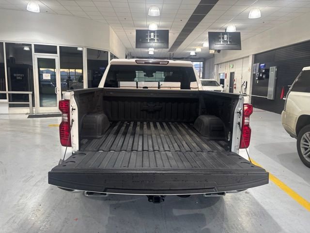 Used 2023 Chevrolet Silverado 1500 LT AWD/4WD image 39