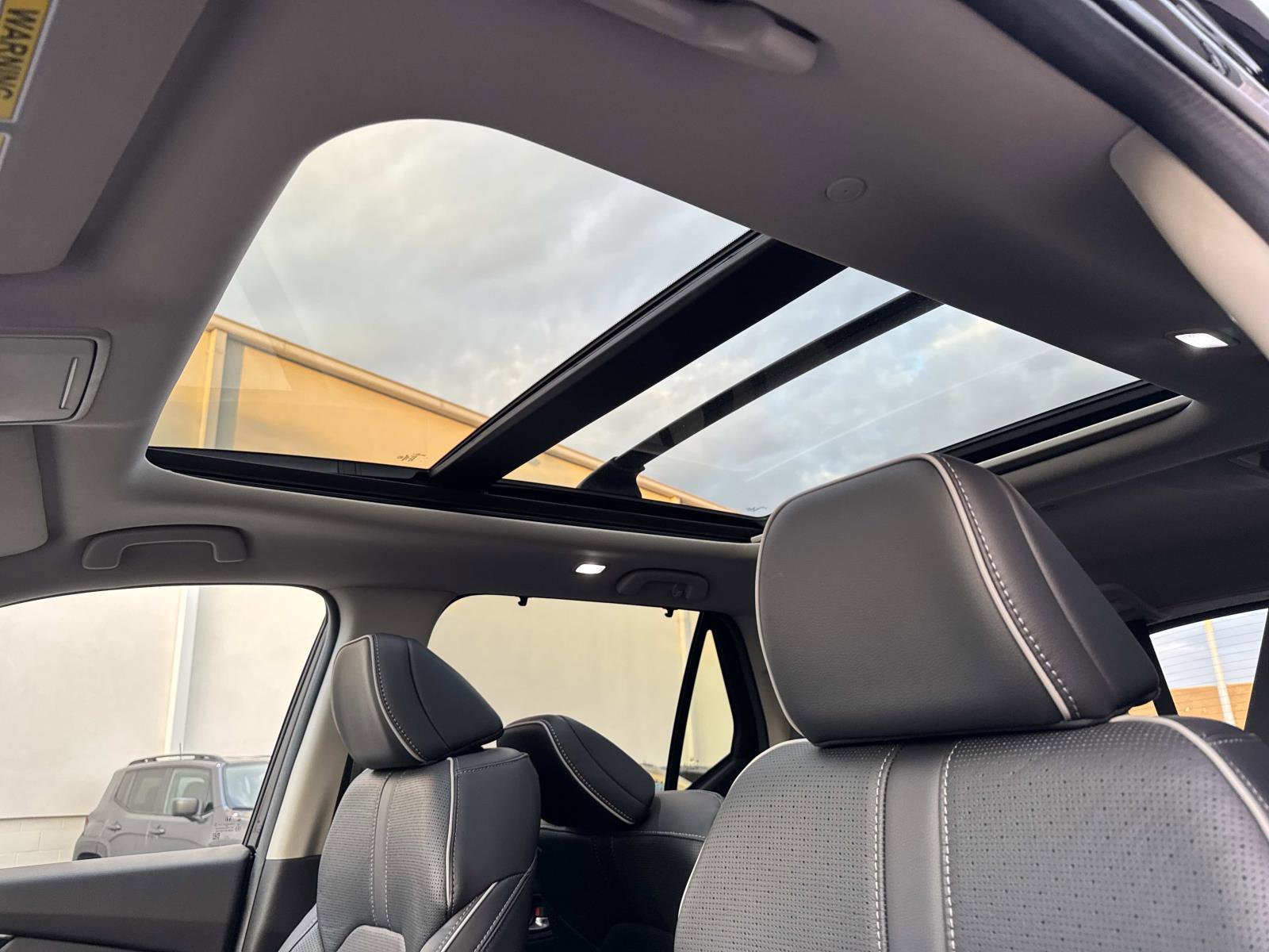 Used 2024 Honda Pilot Elite image 20