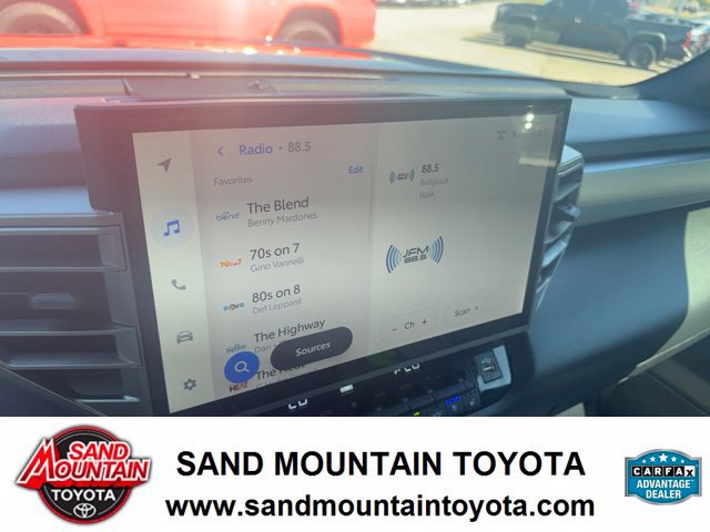 Used 2026 Toyota Tundra Limited AWD/4WD image 23