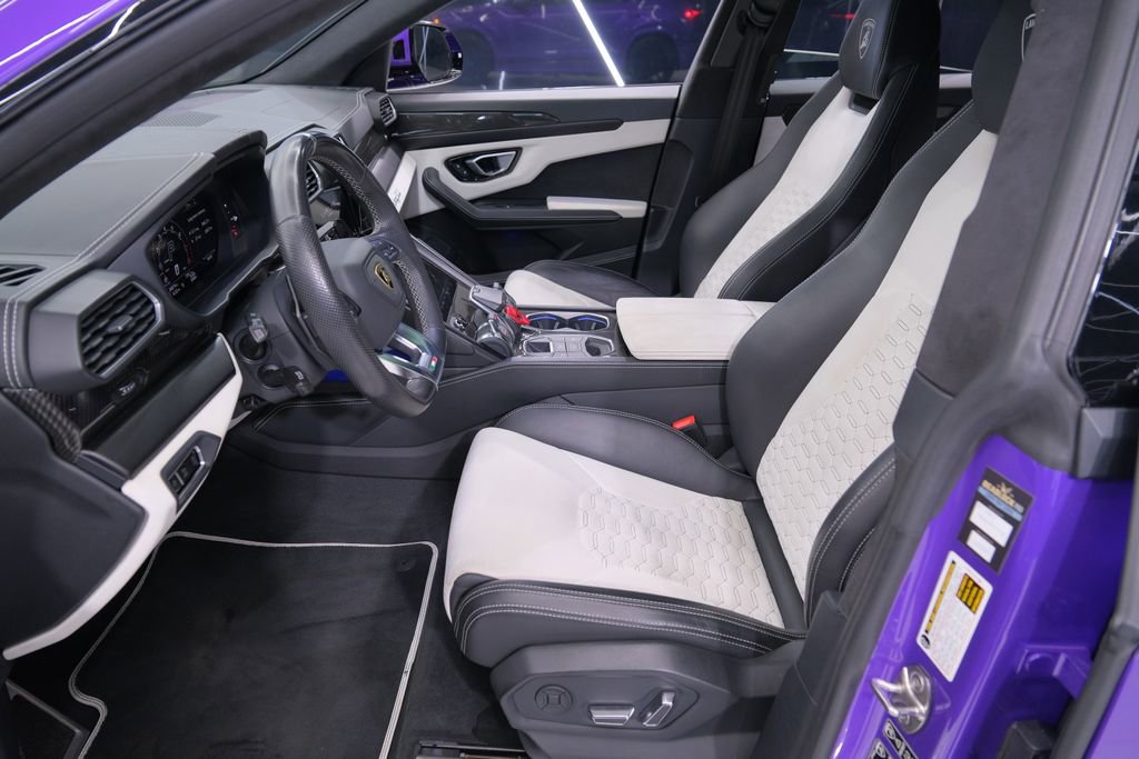 Used 2022 Lamborghini Urus image 28