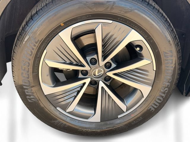 Certified 2023 Lexus RZ 450e Premium w/ Technology Package AWD/4WD image 11