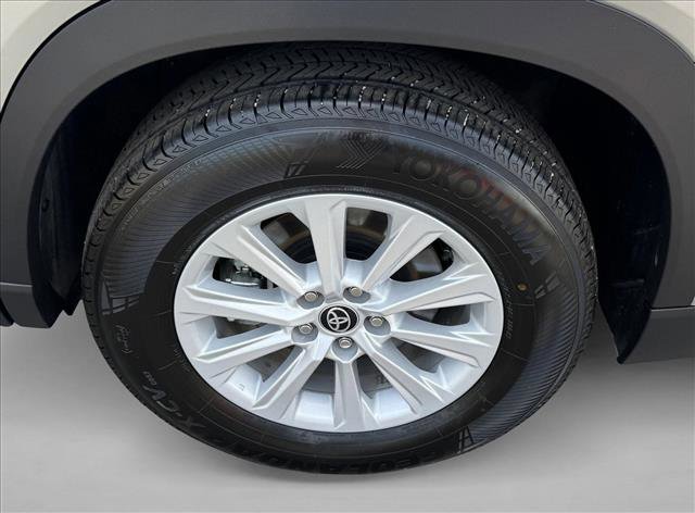 Certified 2025 Toyota Grand Highlander AWD image 11