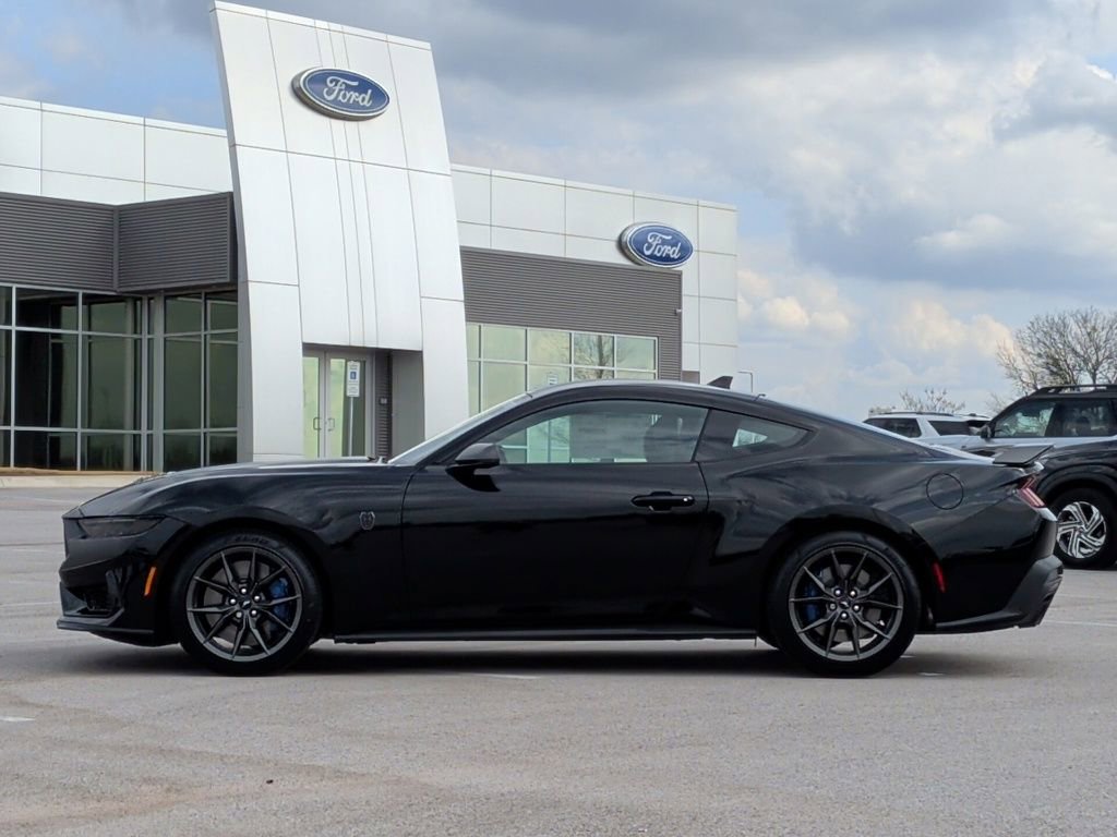 New 2026 Ford Mustang Dark Horse image 4