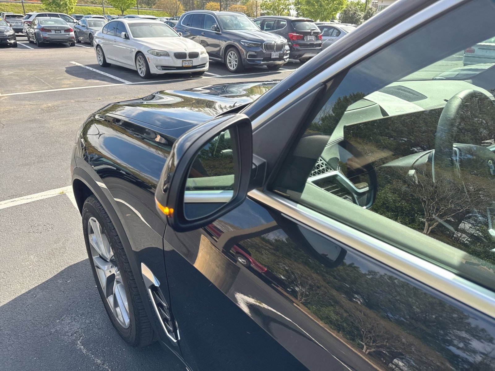 Certified 2025 BMW X5 xDrive40i w/ Premium Package image 6