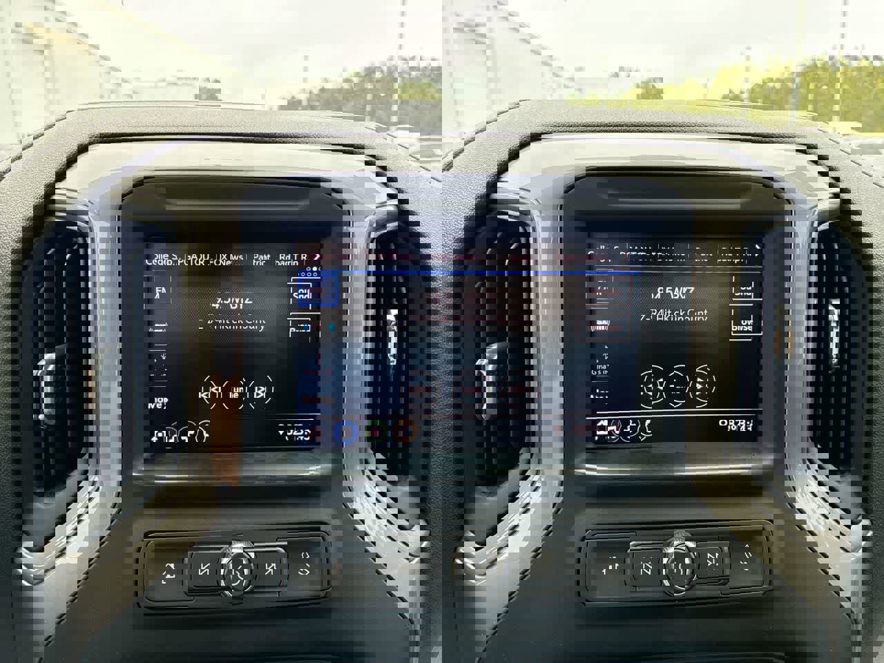 Used 2021 Chevrolet Silverado 2500 Custom w/ Custom Value Package image 13