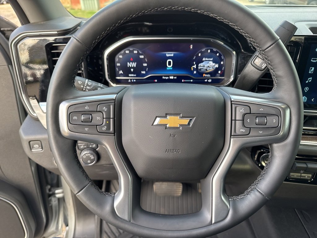Used 2025 Chevrolet Silverado 1500 LT image 15
