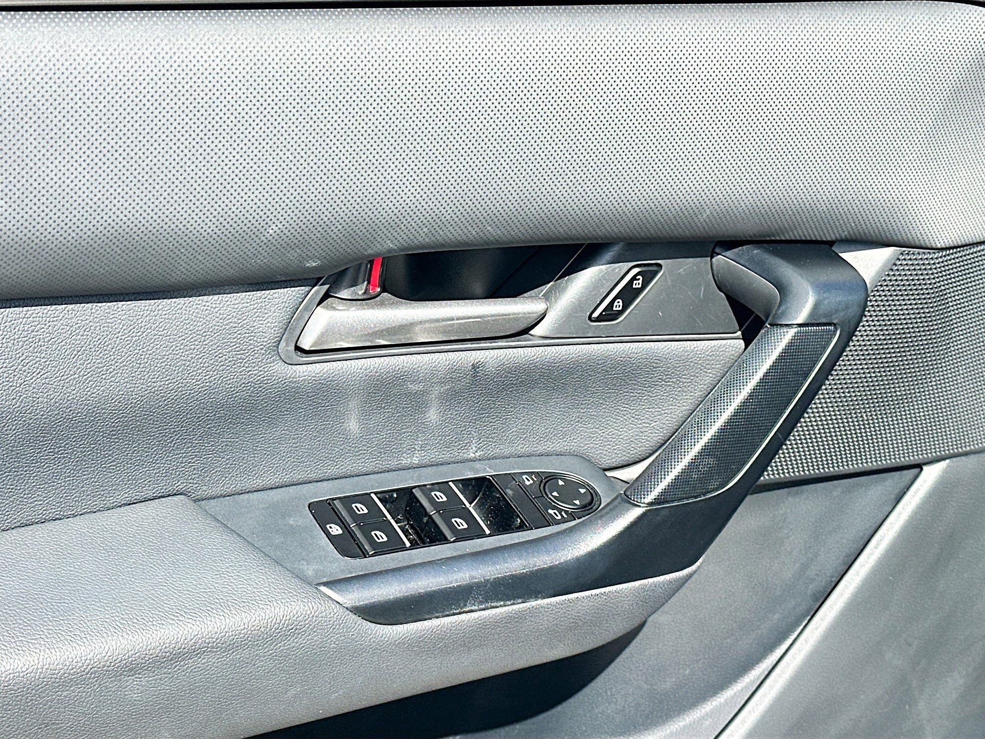 Used 2025 MAZDA CX-50 AWD 2.5 S w/ Select Package image 18