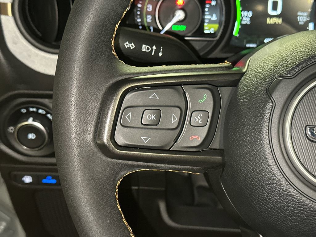 Used 2024 Jeep Wrangler Unlimited image 32