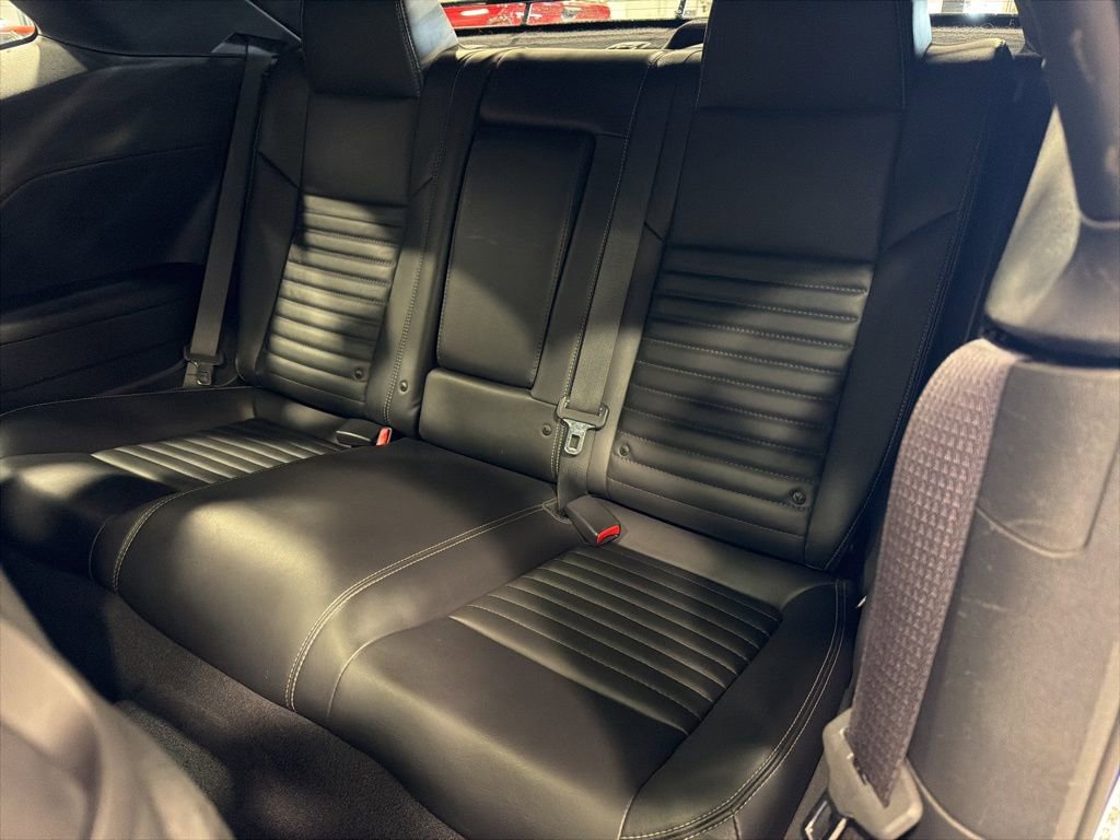 Used 2012 Dodge Challenger R/T image 12