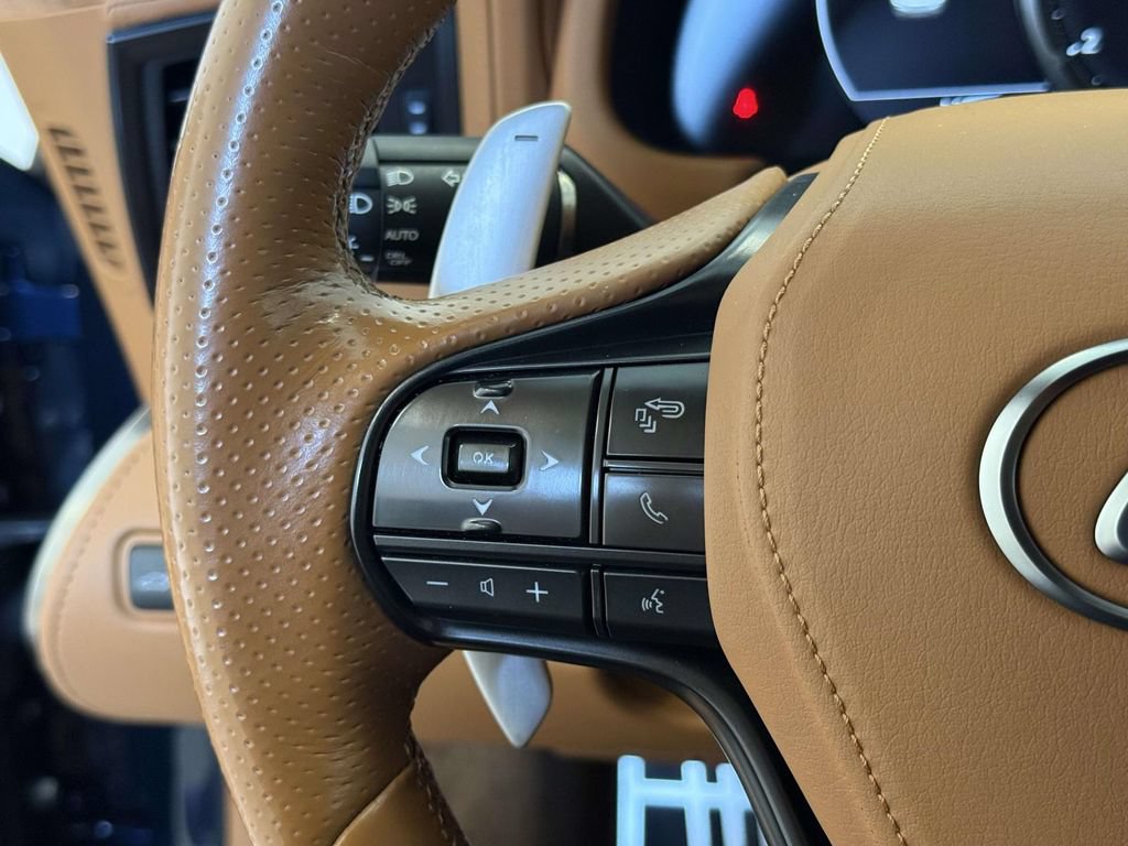 Used 2018 Lexus LC 500 Coupe w/ Touring Package RWD image 33