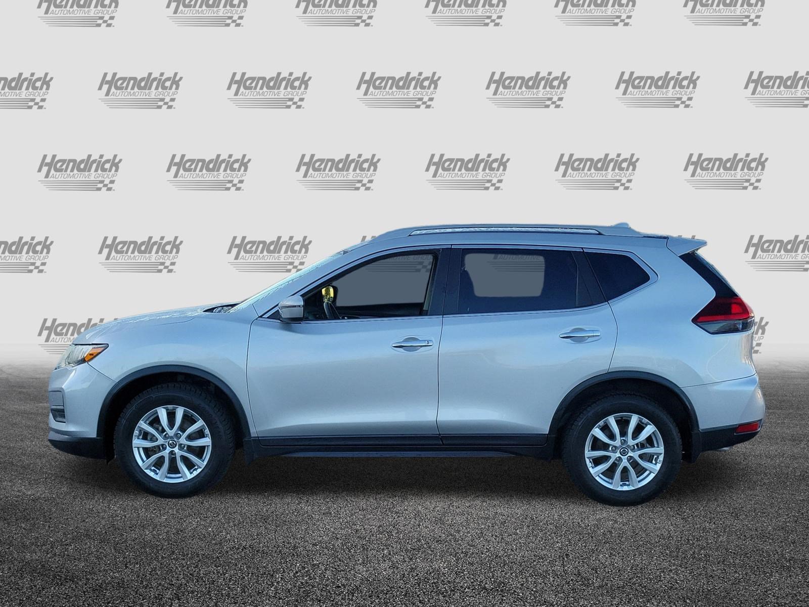 Used 2020 Nissan Rogue S w/ Special Edition Package FWD image 4