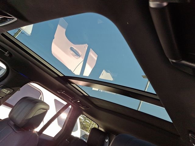 Used 2018 Land Rover Range Rover HSE image 31