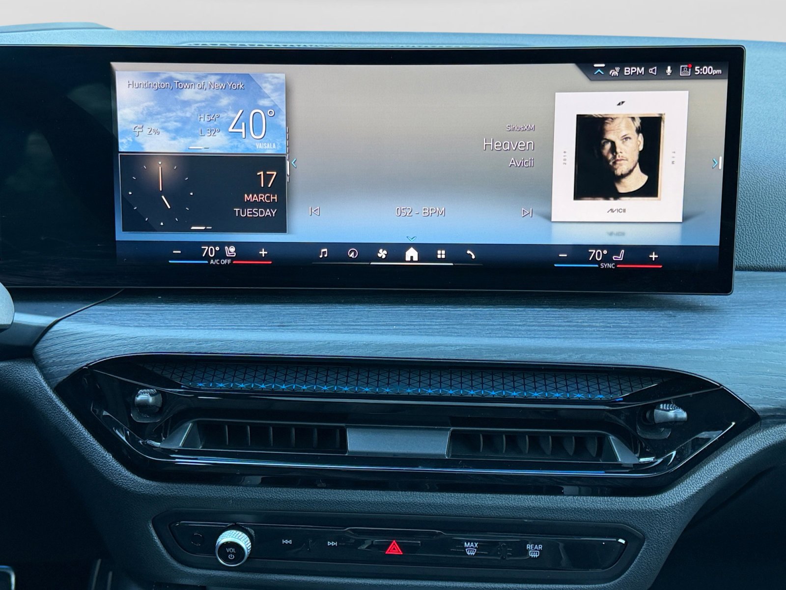 Used 2025 BMW 430i xDrive w/ M Sport Package image 14