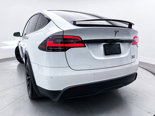 Used 2022 Tesla Model X Plaid image 4