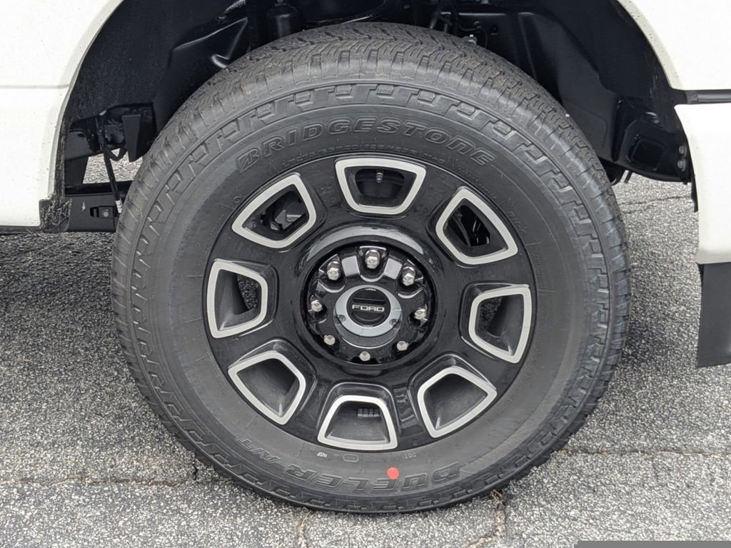 New 2026 Ford F250 Platinum image 11