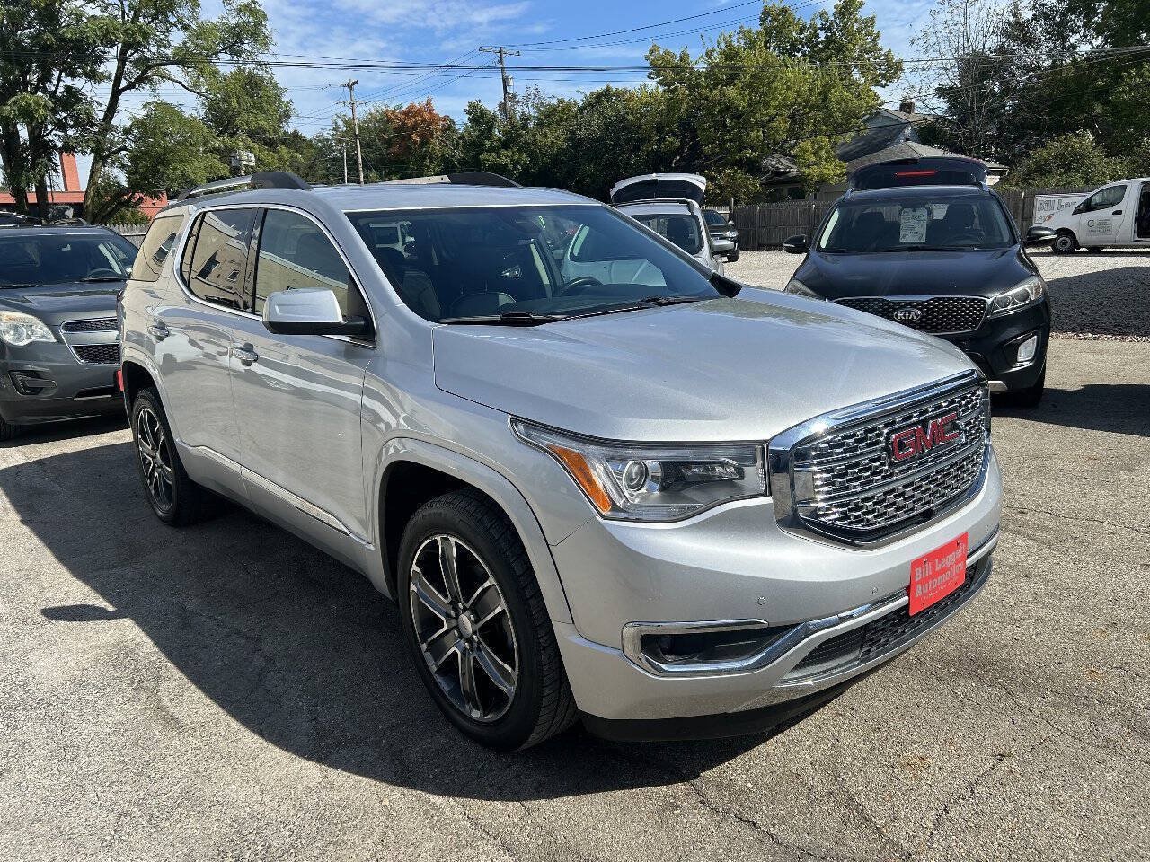Used 2017 GMC Acadia Denali w/ Technology Package FWD image 15