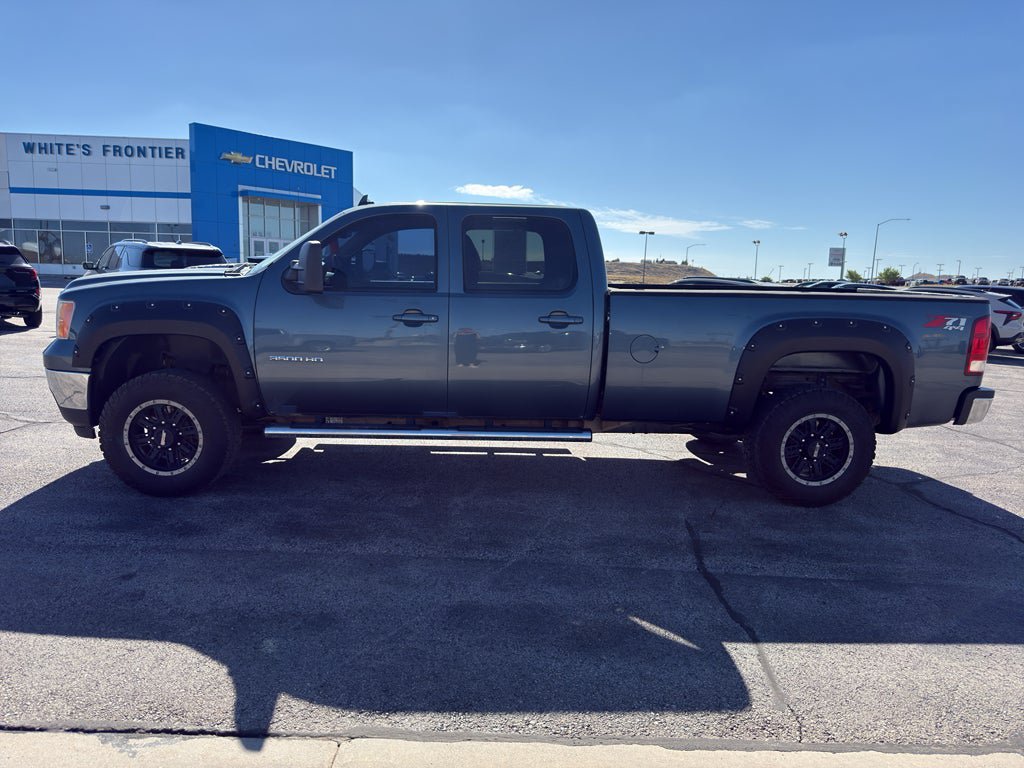 Certified 2014 GMC Sierra 3500 SLT w/ Suspension Package, Off-Road AWD/4WD image 4