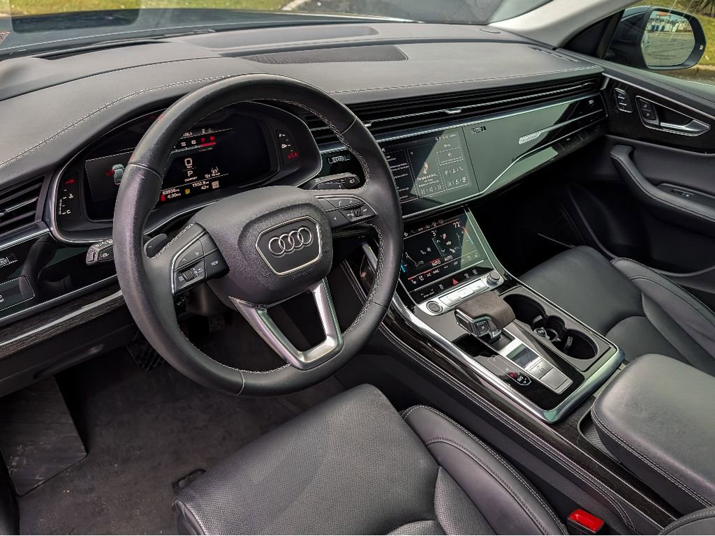 Used 2024 Audi Q8 Prestige image 18