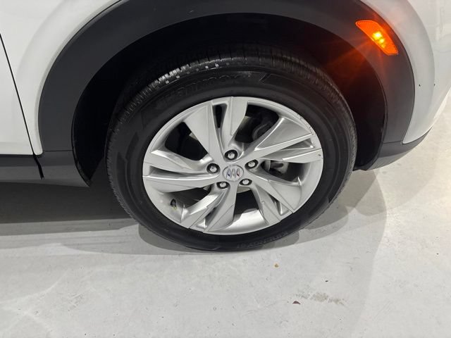 Used 2024 Buick Encore GX Preferred w/ Comfort Package AWD/4WD image 39