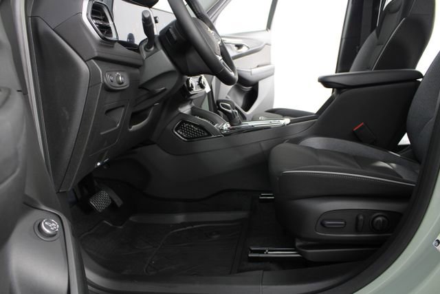 New 2026 Chevrolet TrailBlazer LT w/ Convenience Package image 17