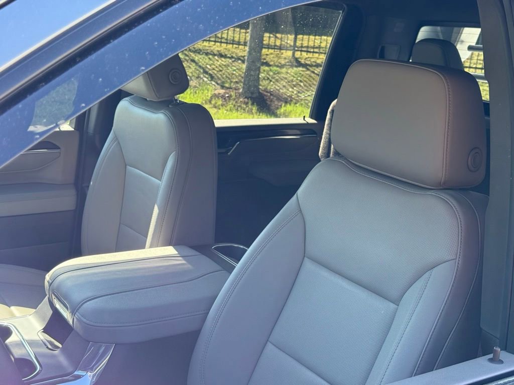 Used 2024 Chevrolet Silverado 3500 LTZ w/ LTZ Plus Package image 24