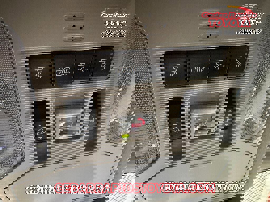 Certified 2021 Toyota RAV4 Limited image 19