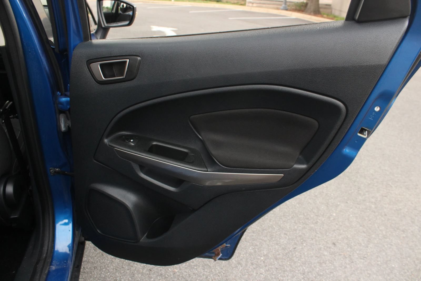 Used 2020 Ford EcoSport SE AWD/4WD image 24
