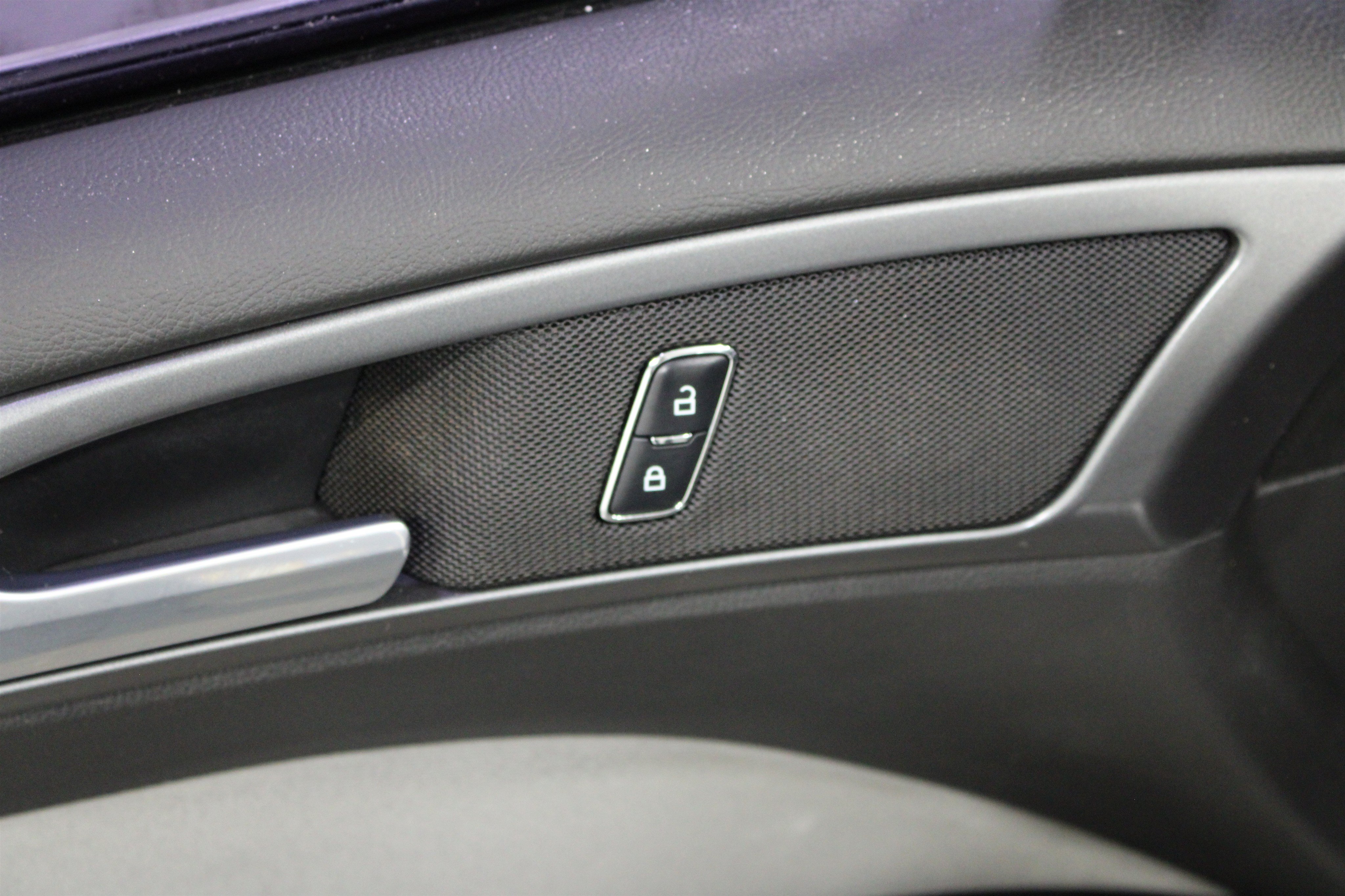 Used 2014 Ford Fusion S FWD image 6