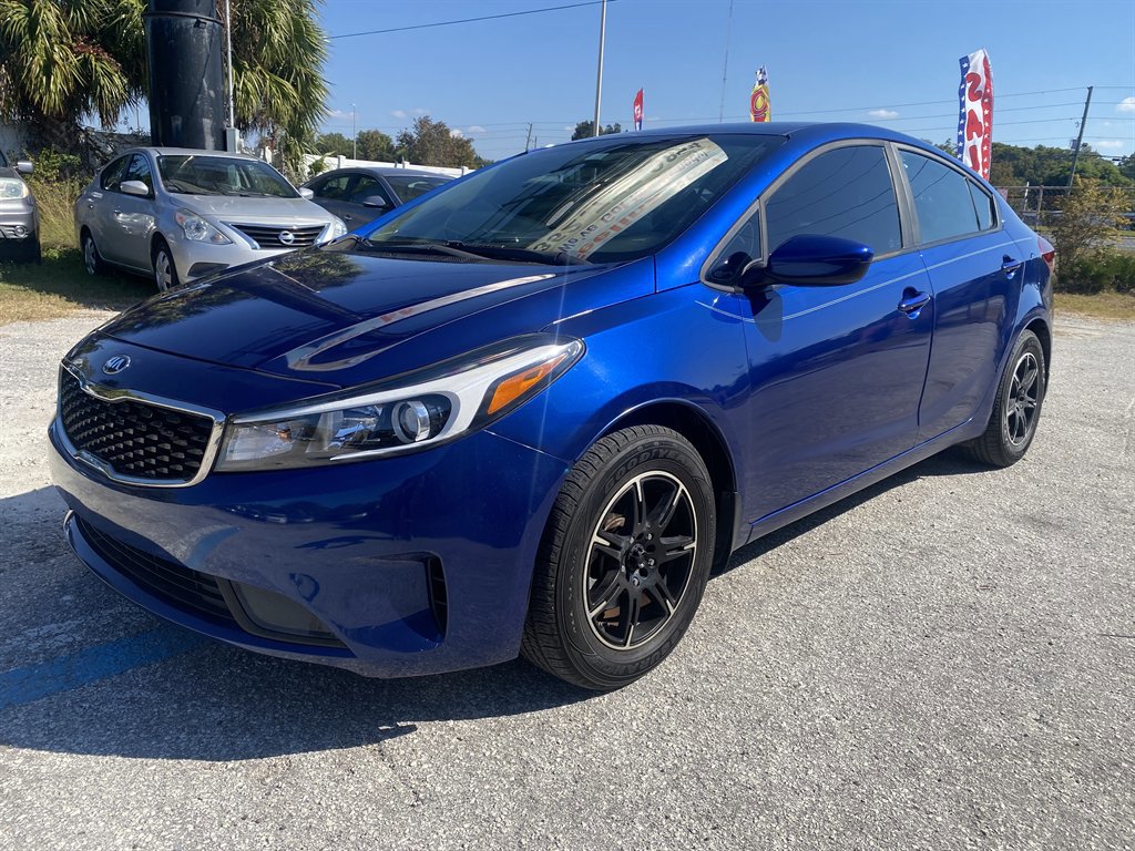 Used 2018 Kia Forte LX image 3