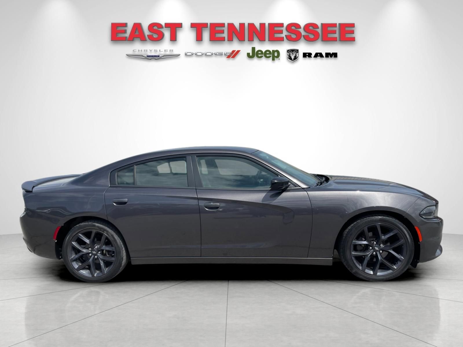 Used 2020 Dodge Charger SXT w/ Plus Group image 2