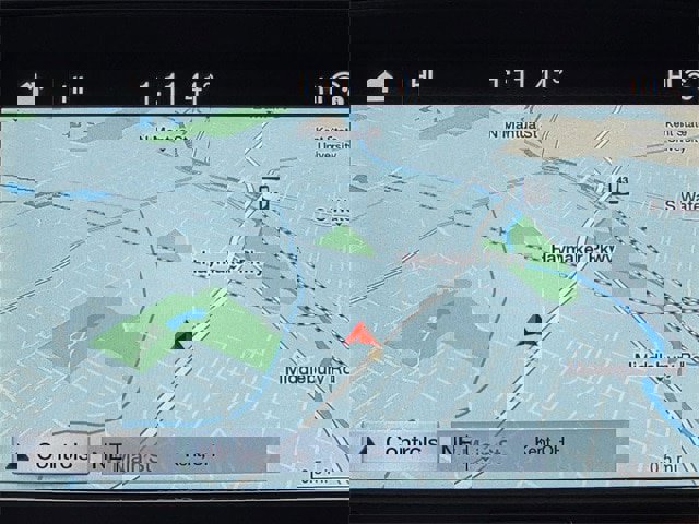 Certified 2019 Ford Explorer XLT w/ Equipment Group 202A image 29