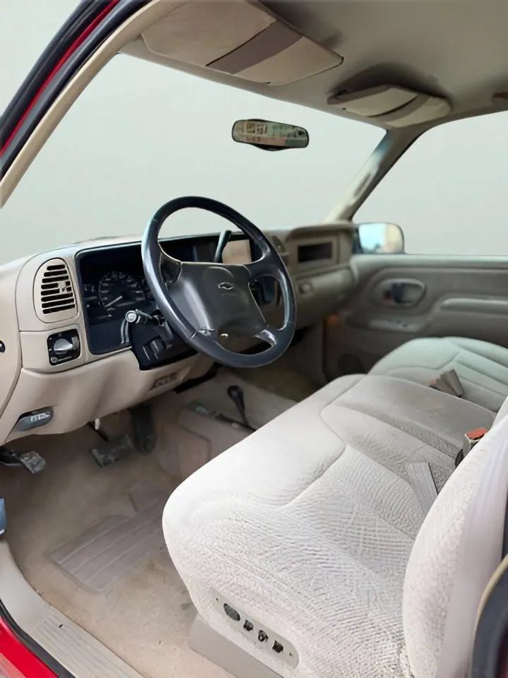 Used 1998 Chevrolet Silverado 3500 4x4 Crew Cab w/ Preferred Equipment Group 2 image 16