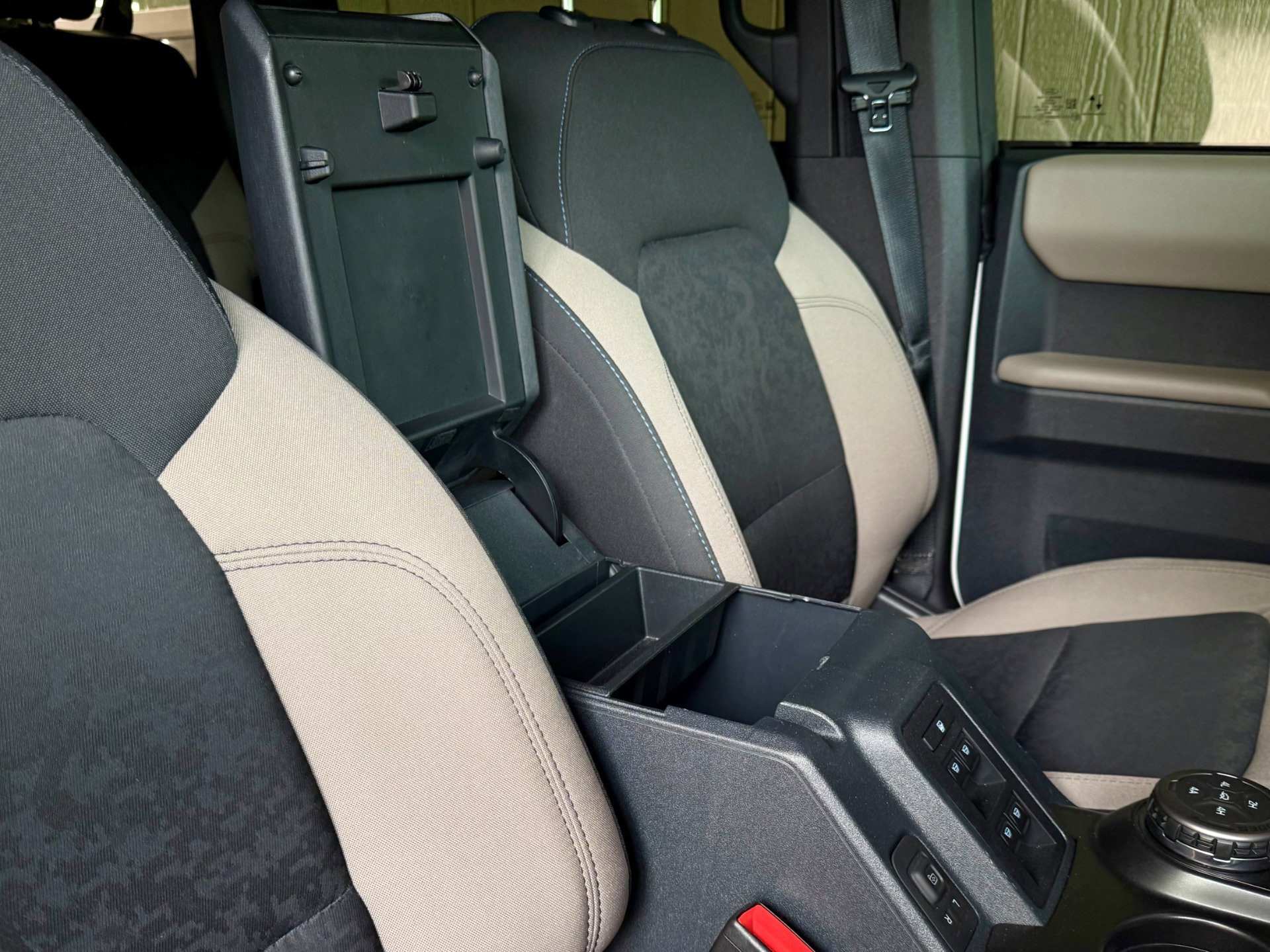Used 2023 Ford Bronco Wildtrak AWD/4WD image 24