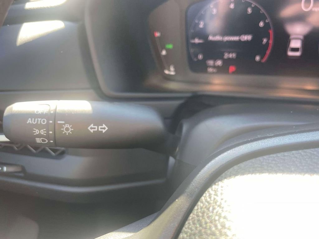 Certified 2025 Honda Accord SE image 22