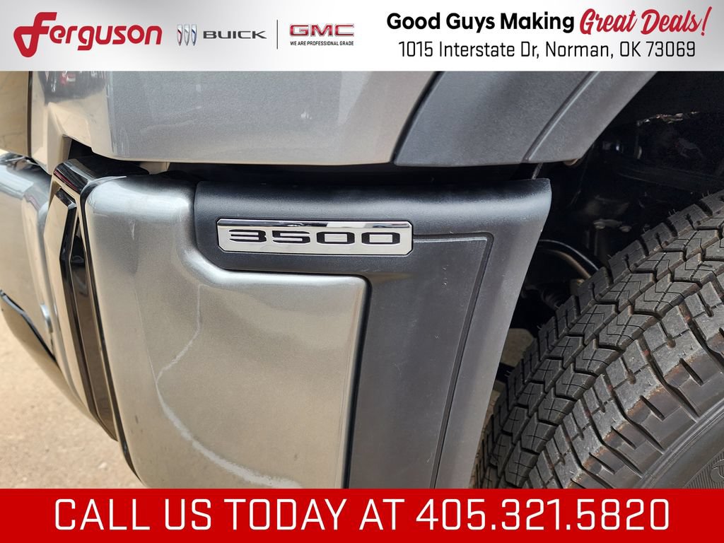 New 2026 GMC Sierra 3500 Denali Ultimate AWD/4WD image 11