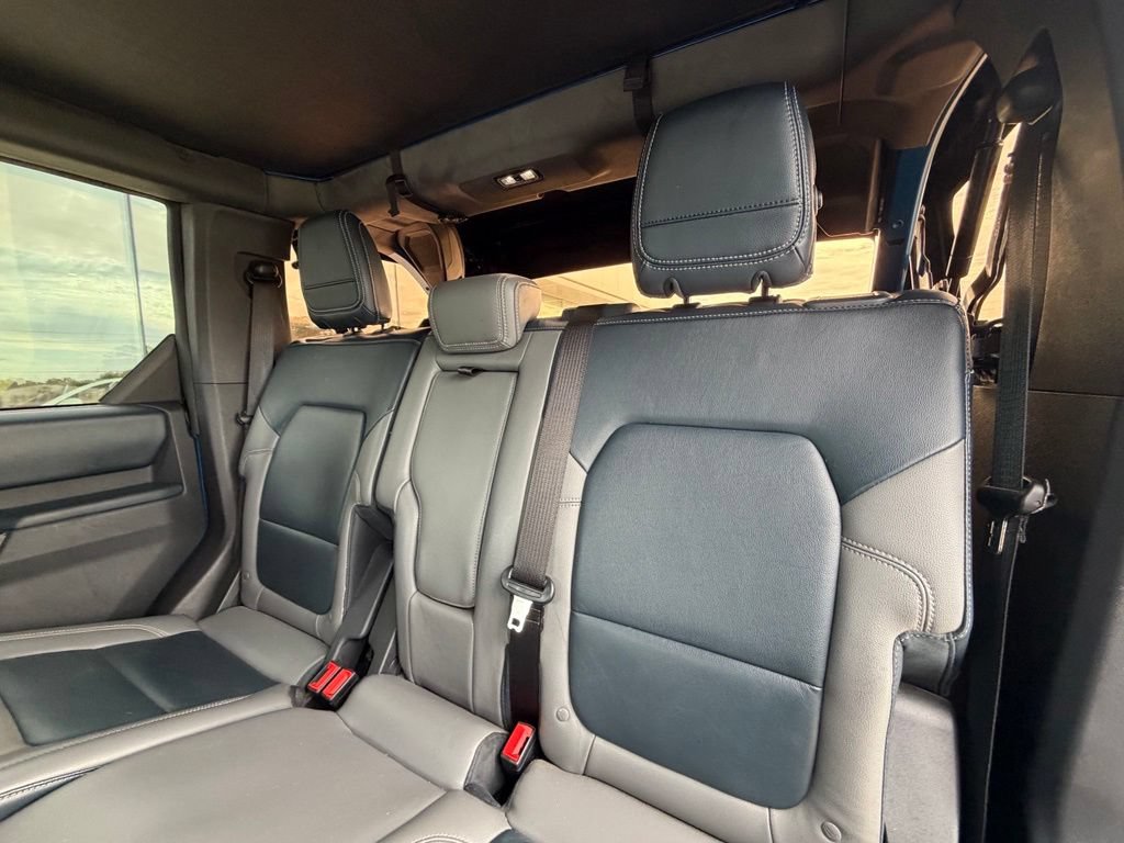 Used 2021 Ford Bronco Outer Banks w/ Sasquatch Package AWD/4WD image 21