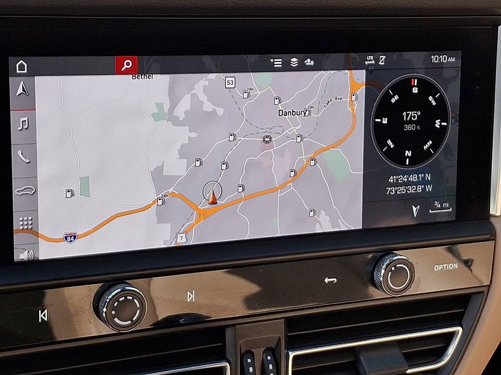 Used 2022 Porsche Macan image 18