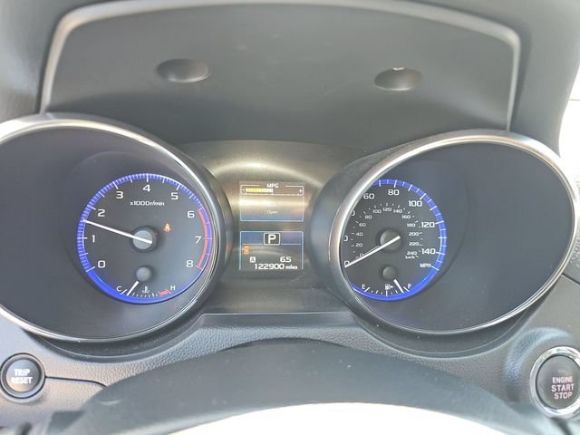 Used 2016 Subaru Outback 2.5i Limited AWD/4WD image 3